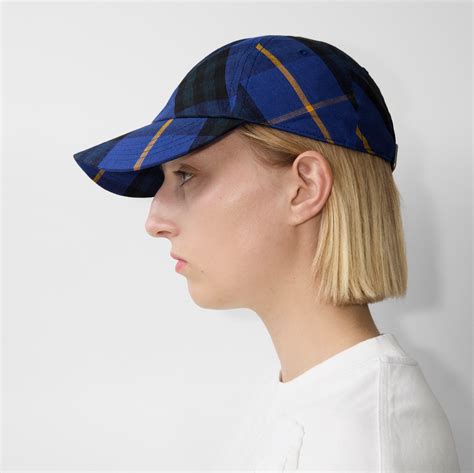 Check Linen Baseball Cap in Bright navy 